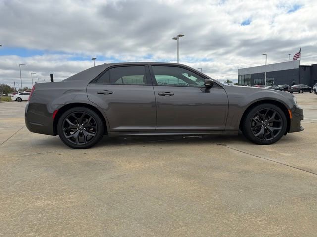 Used 2022 Chrysler 300 S image 6