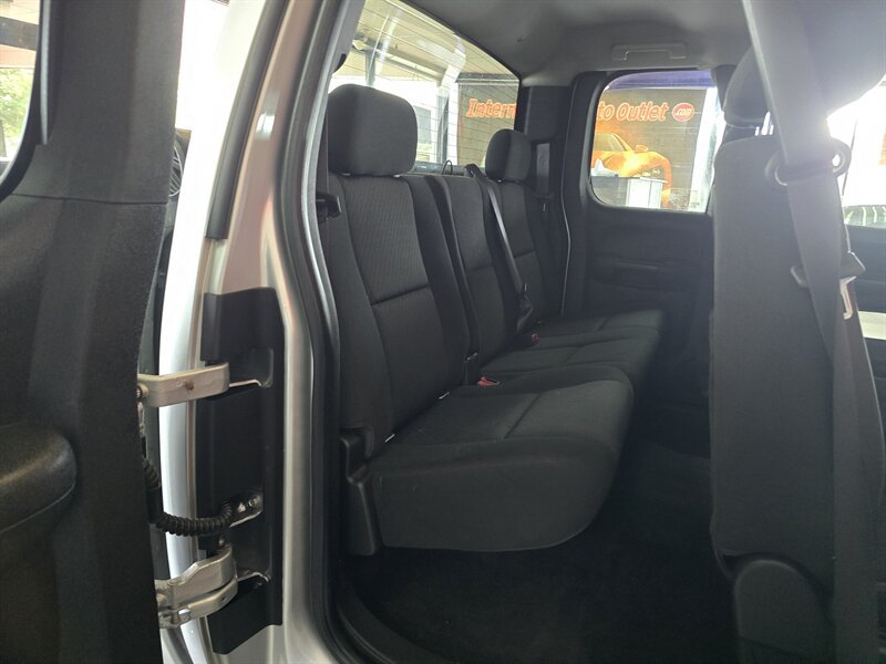 Used 2013 Chevrolet Silverado 1500 LT RWD image 16