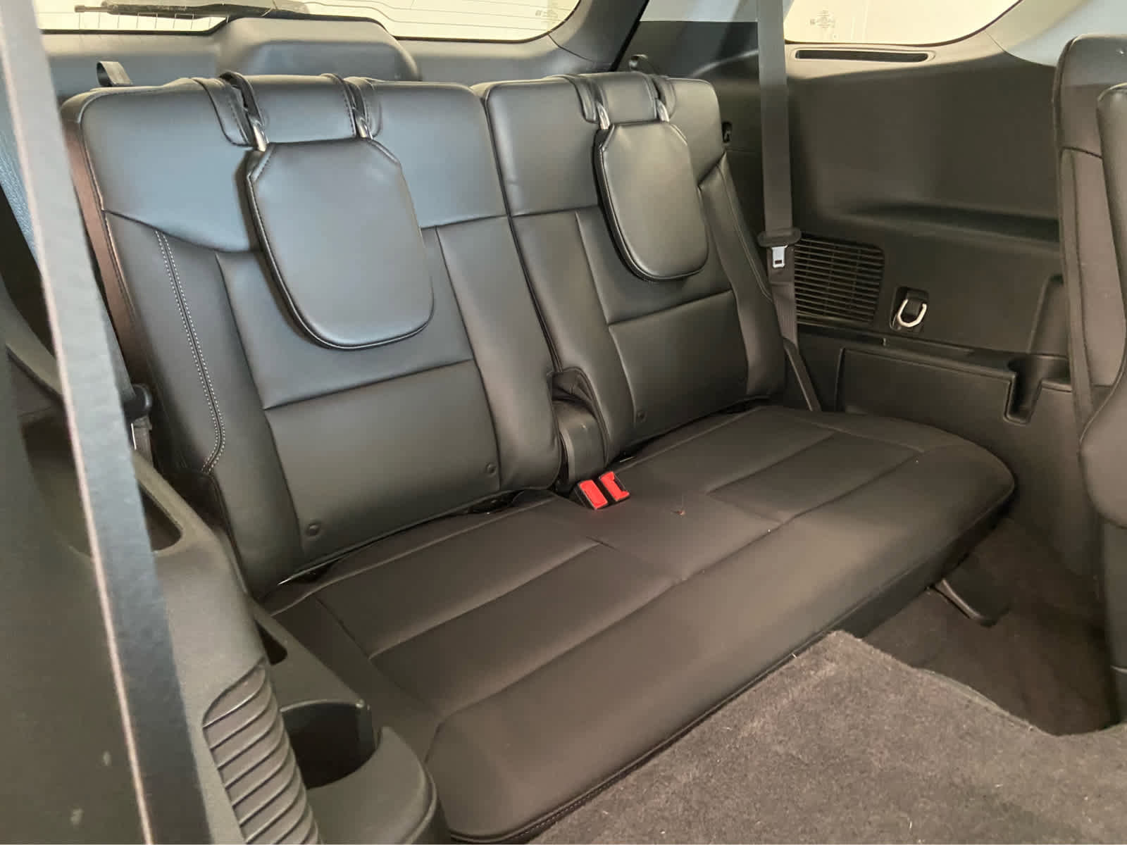 Used 2023 Ford Explorer XLT w/ Equipment Group 202A image 17