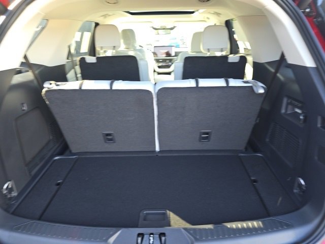 New 2025 Ford Explorer Platinum image 24
