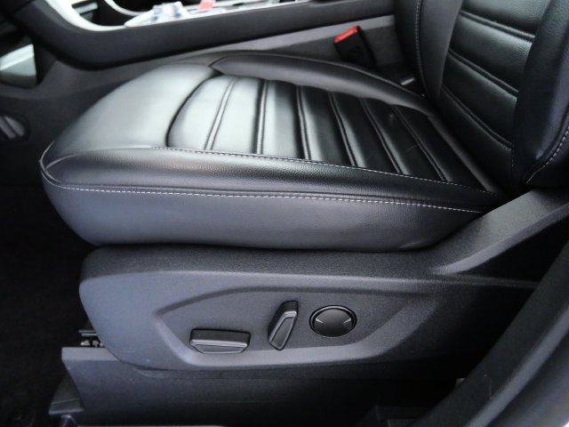 Certified 2024 Ford Edge SEL w/ Convenience Package AWD/4WD image 16