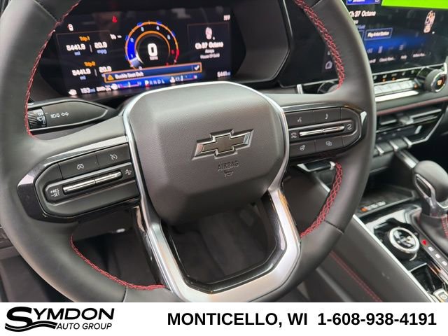 Used 2025 Chevrolet Colorado Z71 w/ Technology Package image 12