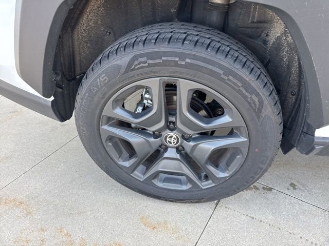 Used 2024 Toyota RAV4 Adventure image 10