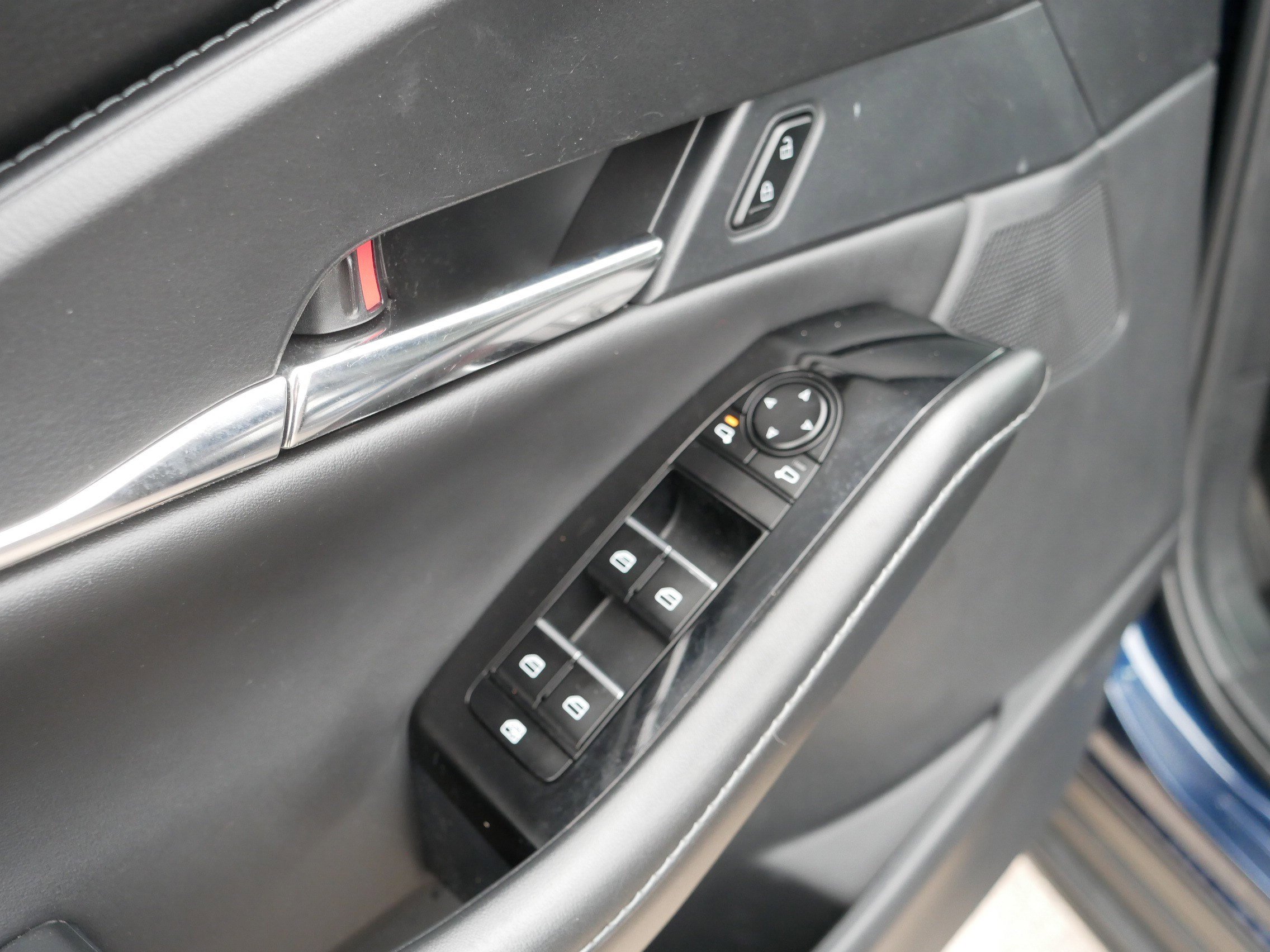 Used 2023 MAZDA CX-30 AWD 2.5 S w/ Preferred Package image 19