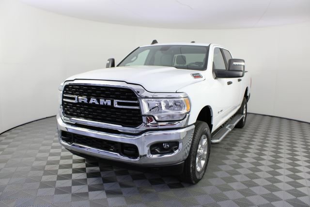 Used 2024 RAM 2500 Big Horn w/ Protection Group AWD/4WD image 20