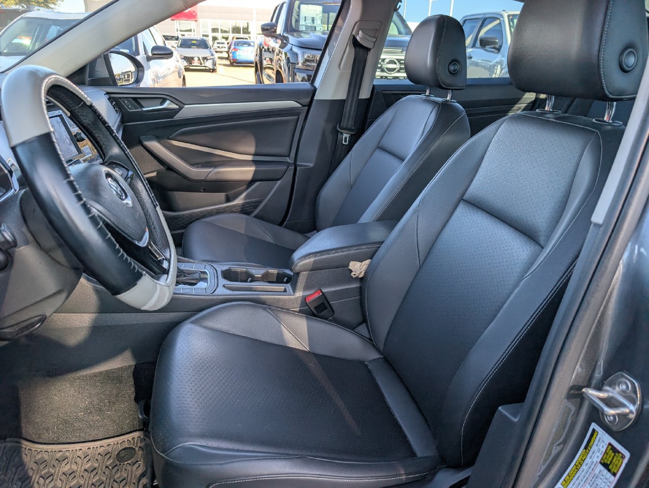 Used 2019 Volkswagen Jetta SE FWD image 27