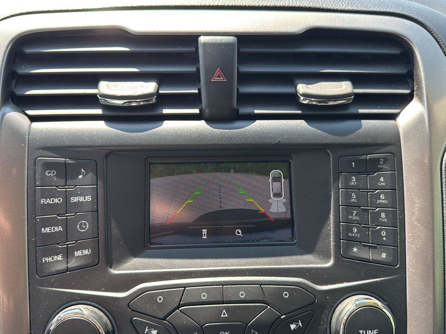 Used 2018 Ford Fusion SE FWD image 20
