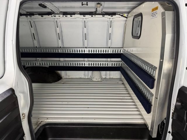 Used 2019 Chevrolet Express 2500 RWD image 9