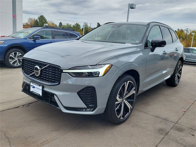 Used 2025 Volvo XC60 B5 Ultra w/ Protection Package Premier image 9