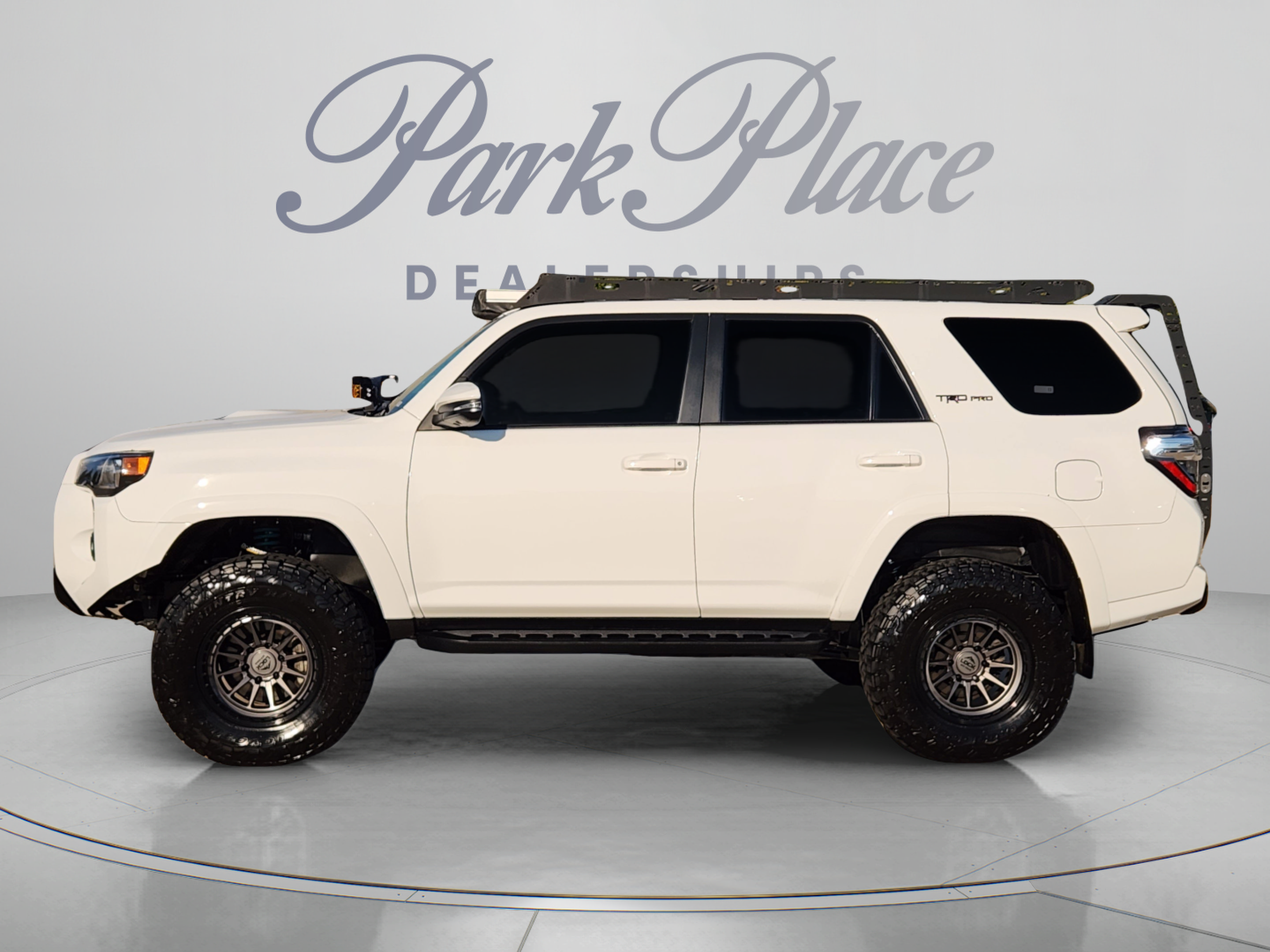 Used 2023 Toyota 4Runner TRD Pro AWD/4WD image 2