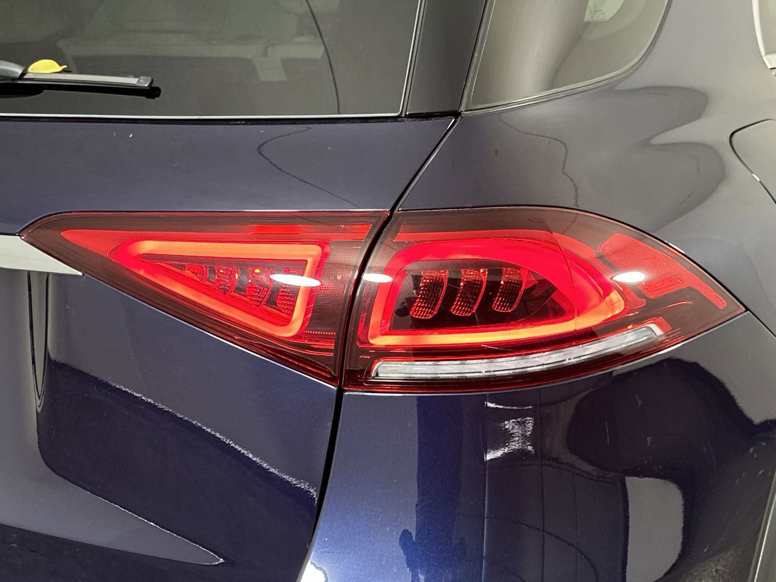 Used 2021 Mercedes-Benz GLE 350 w/ Premium Package image 30