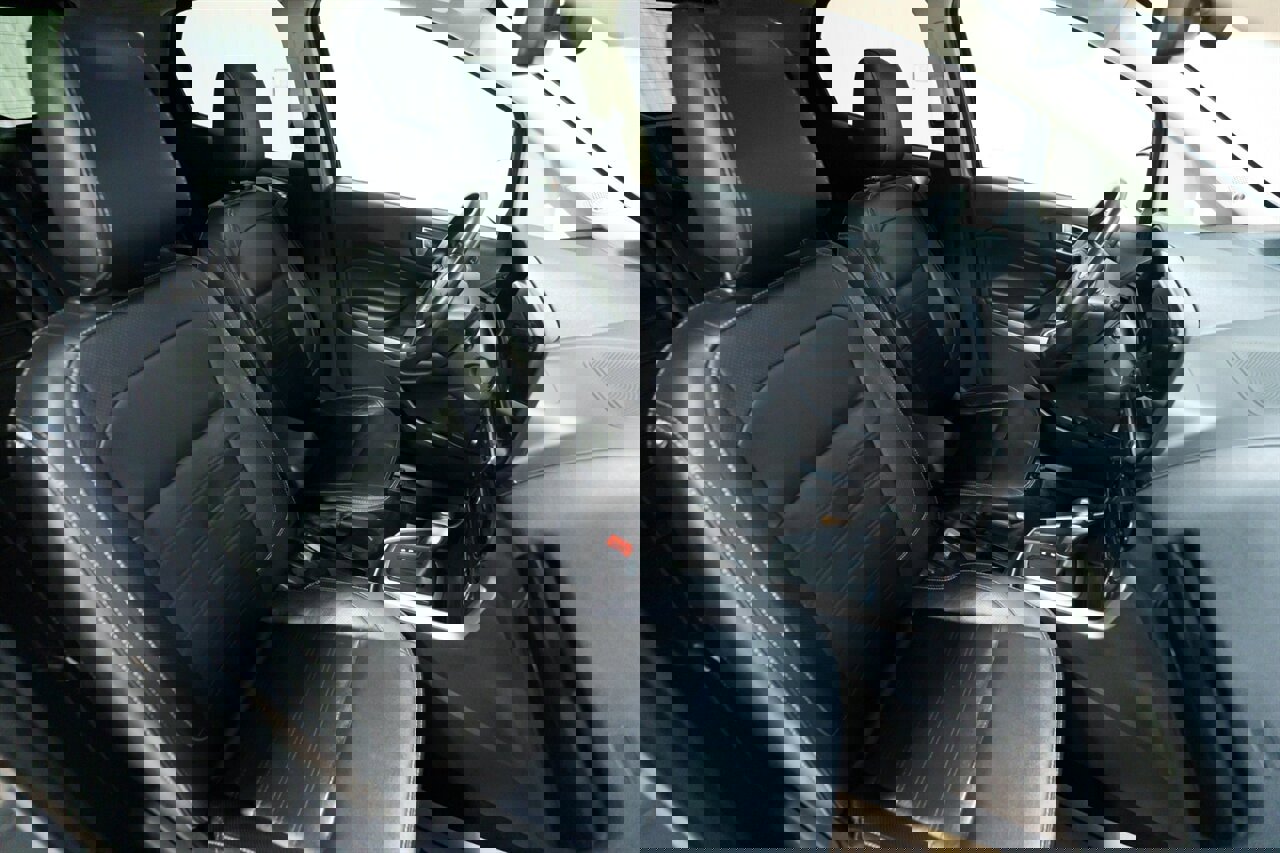 Used 2018 Ford EcoSport Titanium image 20