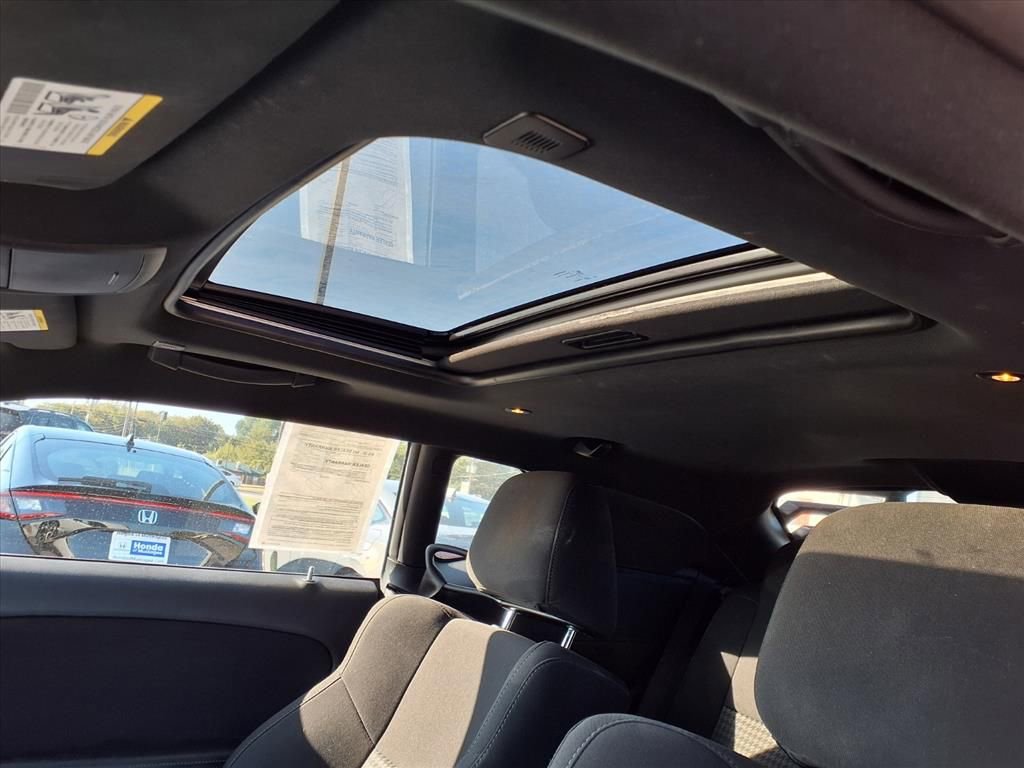 Used 2023 Dodge Challenger R/T w/ Cold Weather Group image 17