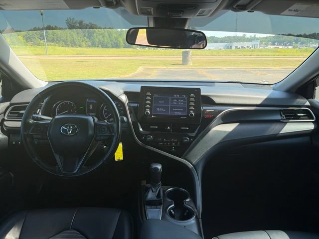Used 2024 Toyota Camry SE FWD image 7