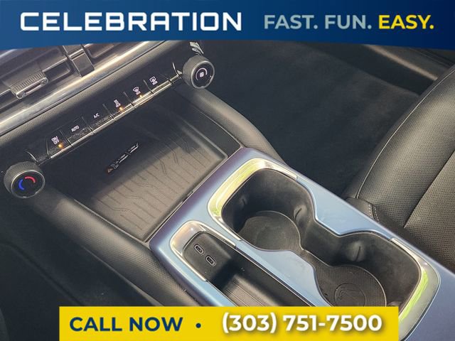 Used 2025 Chevrolet Equinox EV LT w/ Convenience Package image 24