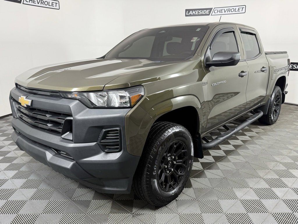 Used 2023 Chevrolet Colorado W/T w/ WT Convenience Package image 2