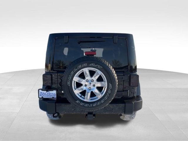 Used 2017 Jeep Wrangler Unlimited Sahara w/ Dual Top Group image 5