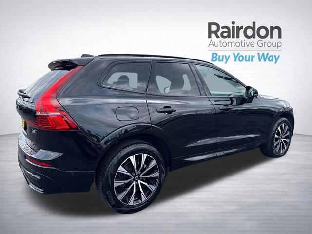 Used 2025 Volvo XC60 B5 Plus image 9