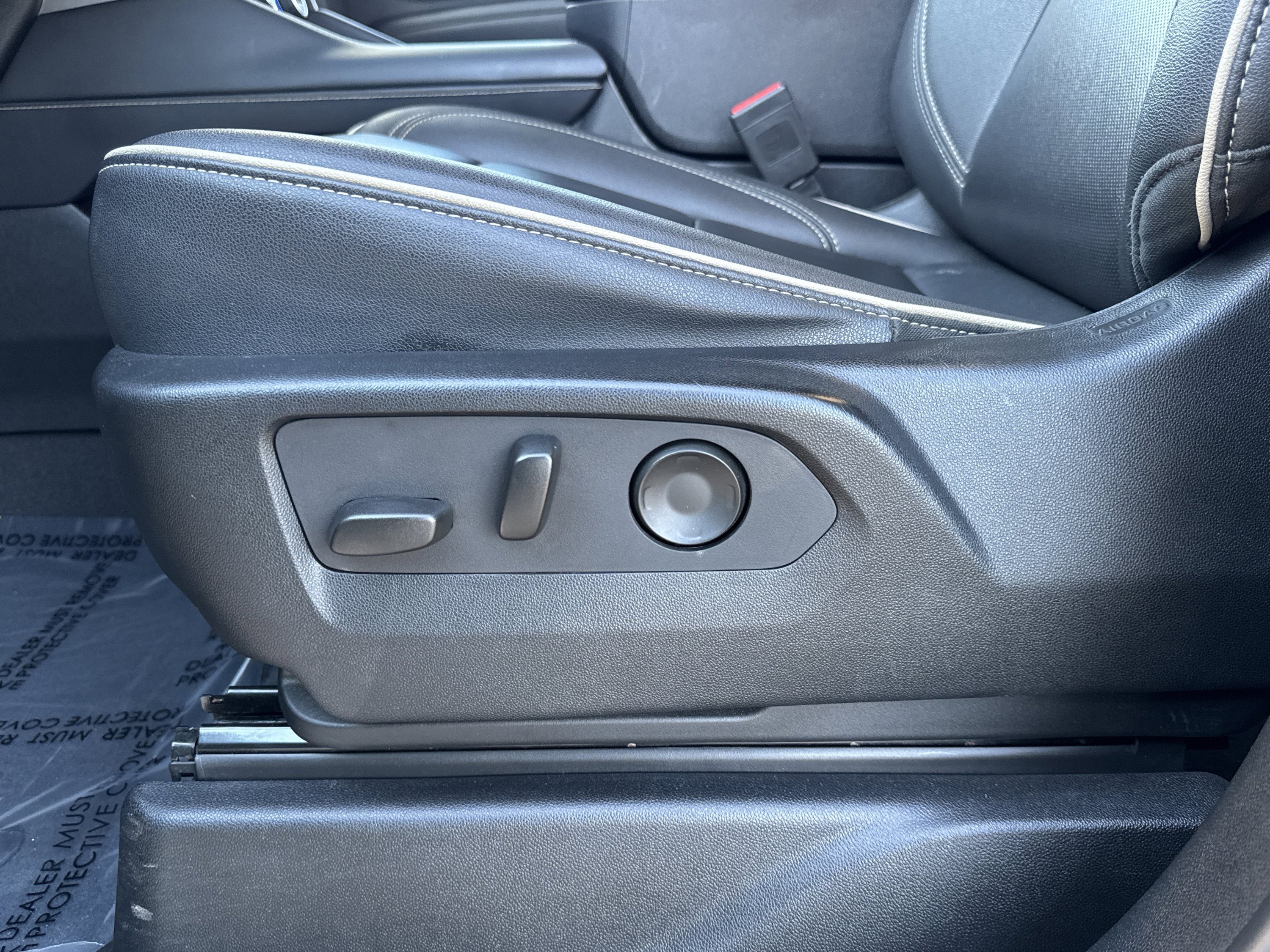 Used 2024 Chevrolet Tahoe Premier image 19