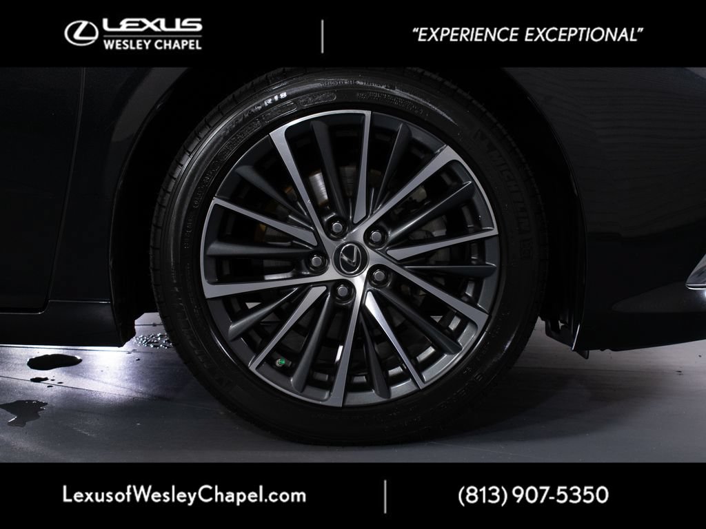 Used 2022 Lexus ES 350 w/ Premium Package FWD image 3