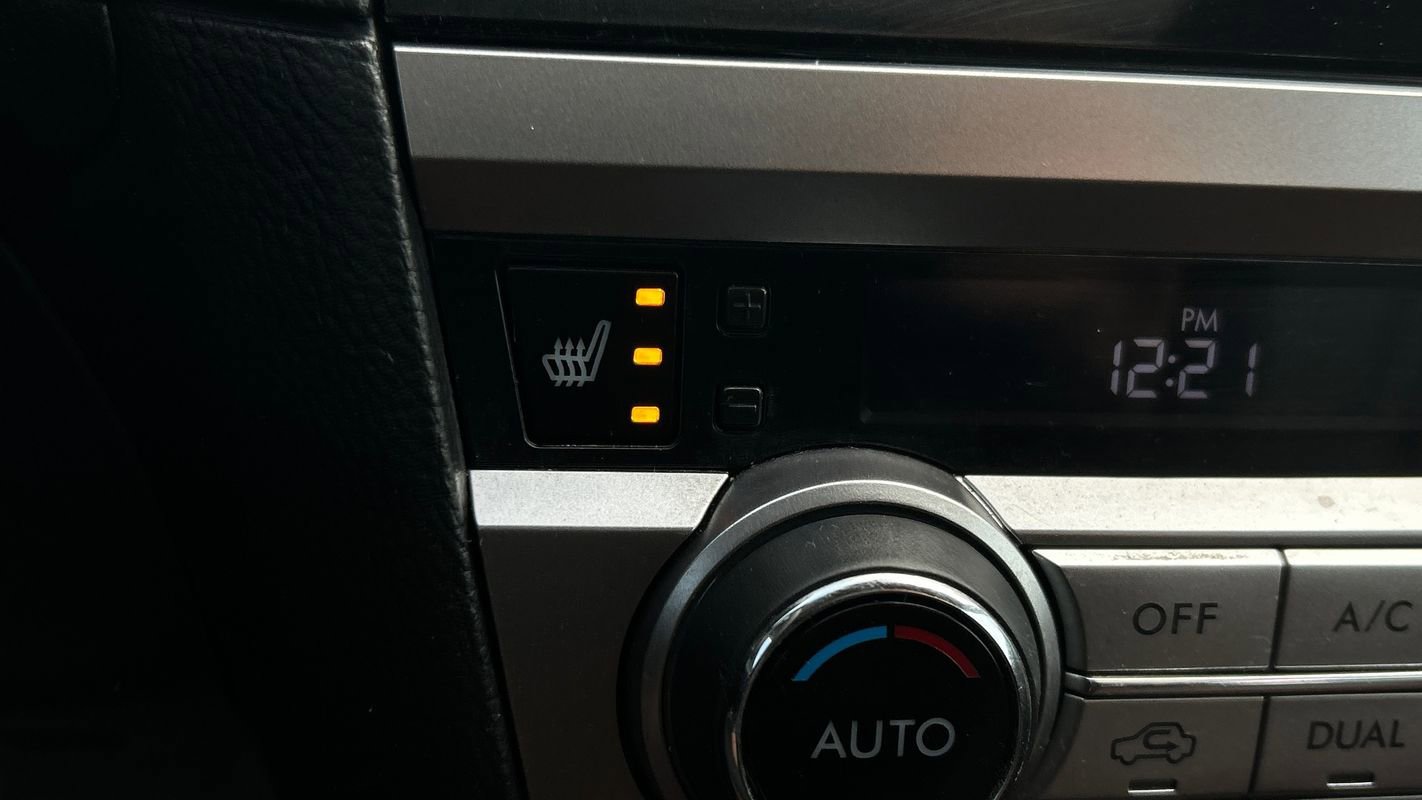 Used 2017 Subaru Outback 2.5i Touring image 39