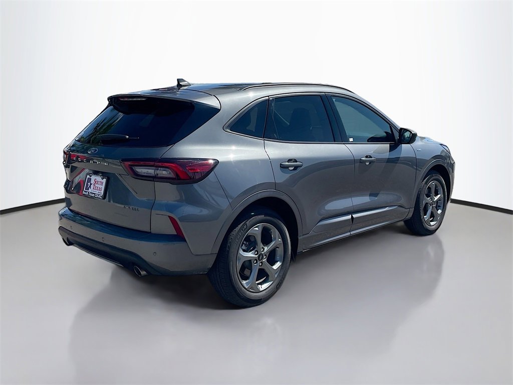 Used 2024 Ford Escape ST-Line w/ Tech Pack #1 image 7