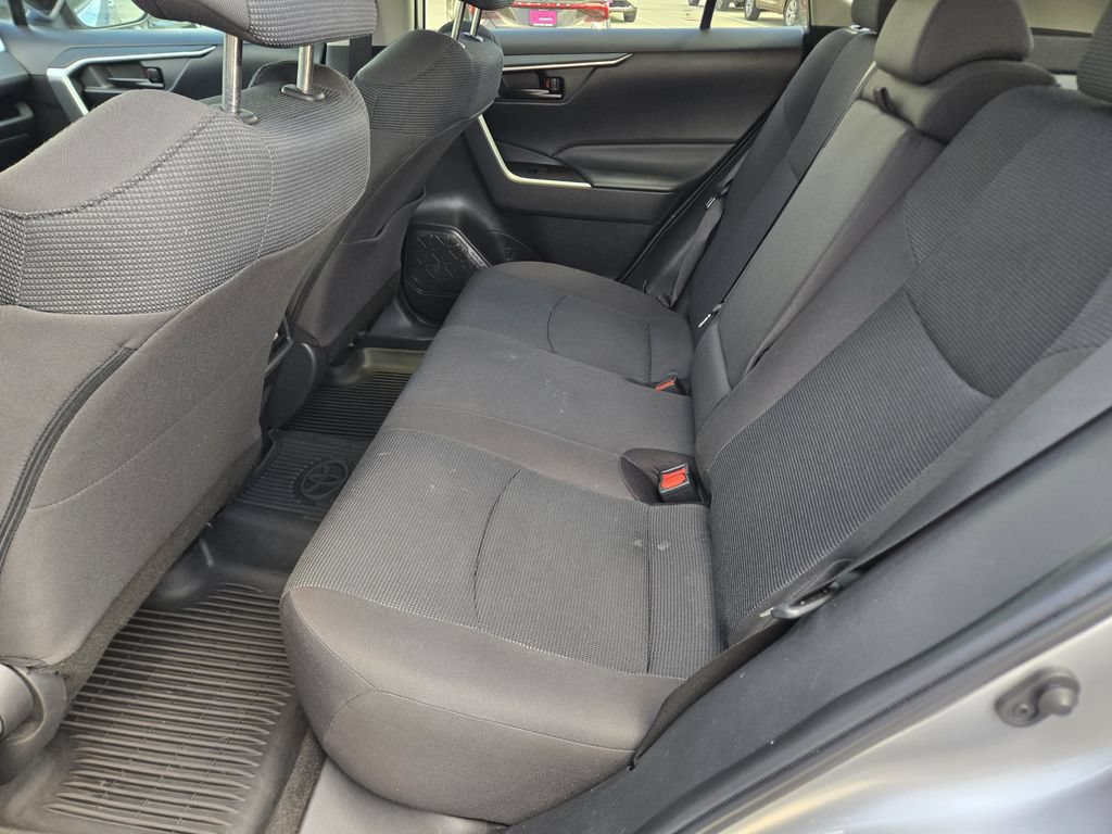 Used 2023 Toyota RAV4 LE FWD image 17