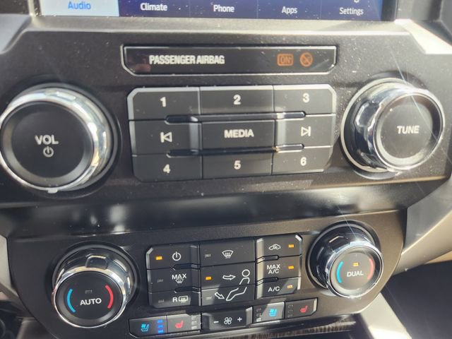 Used 2021 Ford F250 Lariat w/ Lariat Value Package image 32