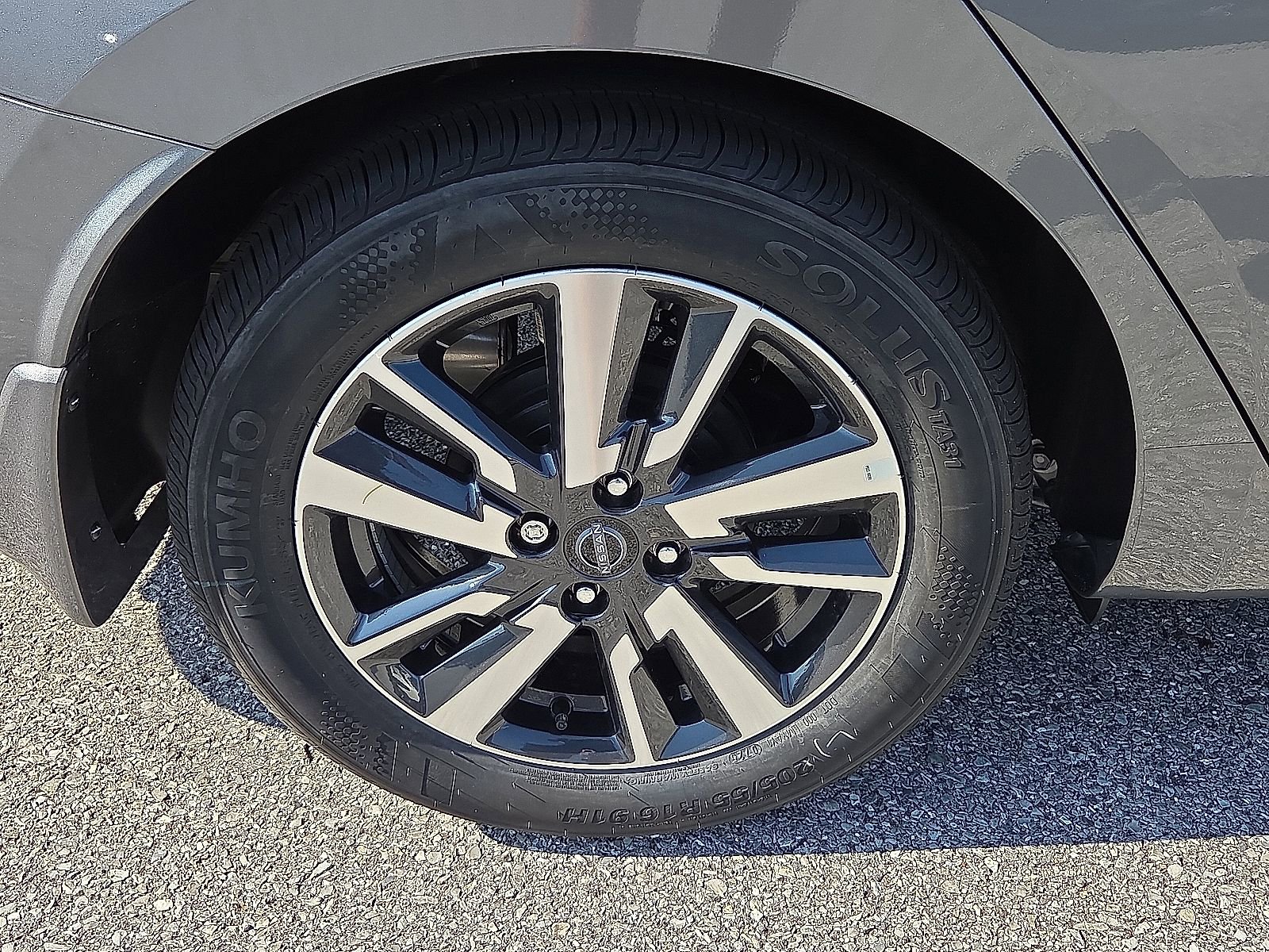 Used 2025 Nissan Versa S w/ S Plus Package image 7