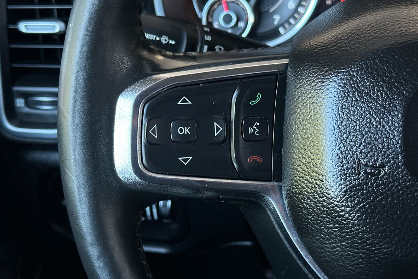 Used 2019 RAM 1500 Laramie RWD image 26