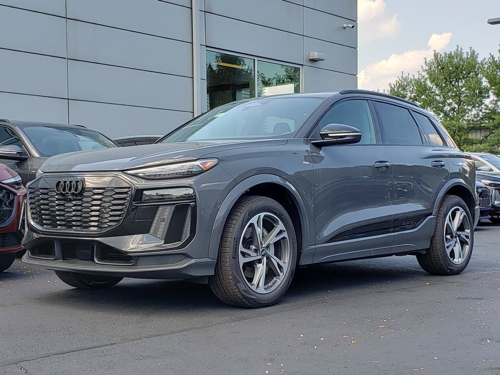 New 2027 Audi Q6 e-tron Premium Plus AWD/4WD image 1