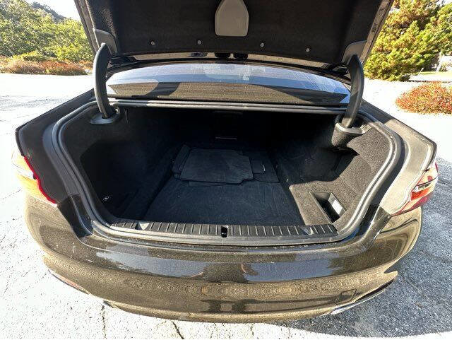 Used 2017 BMW 740i image 25