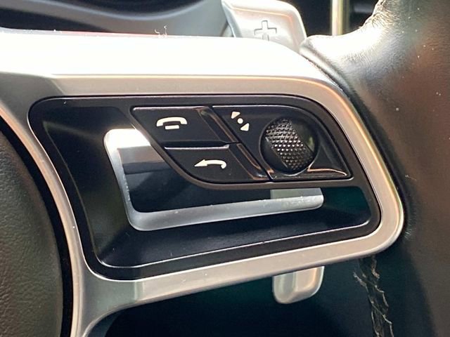 Used 2018 Porsche Macan image 21