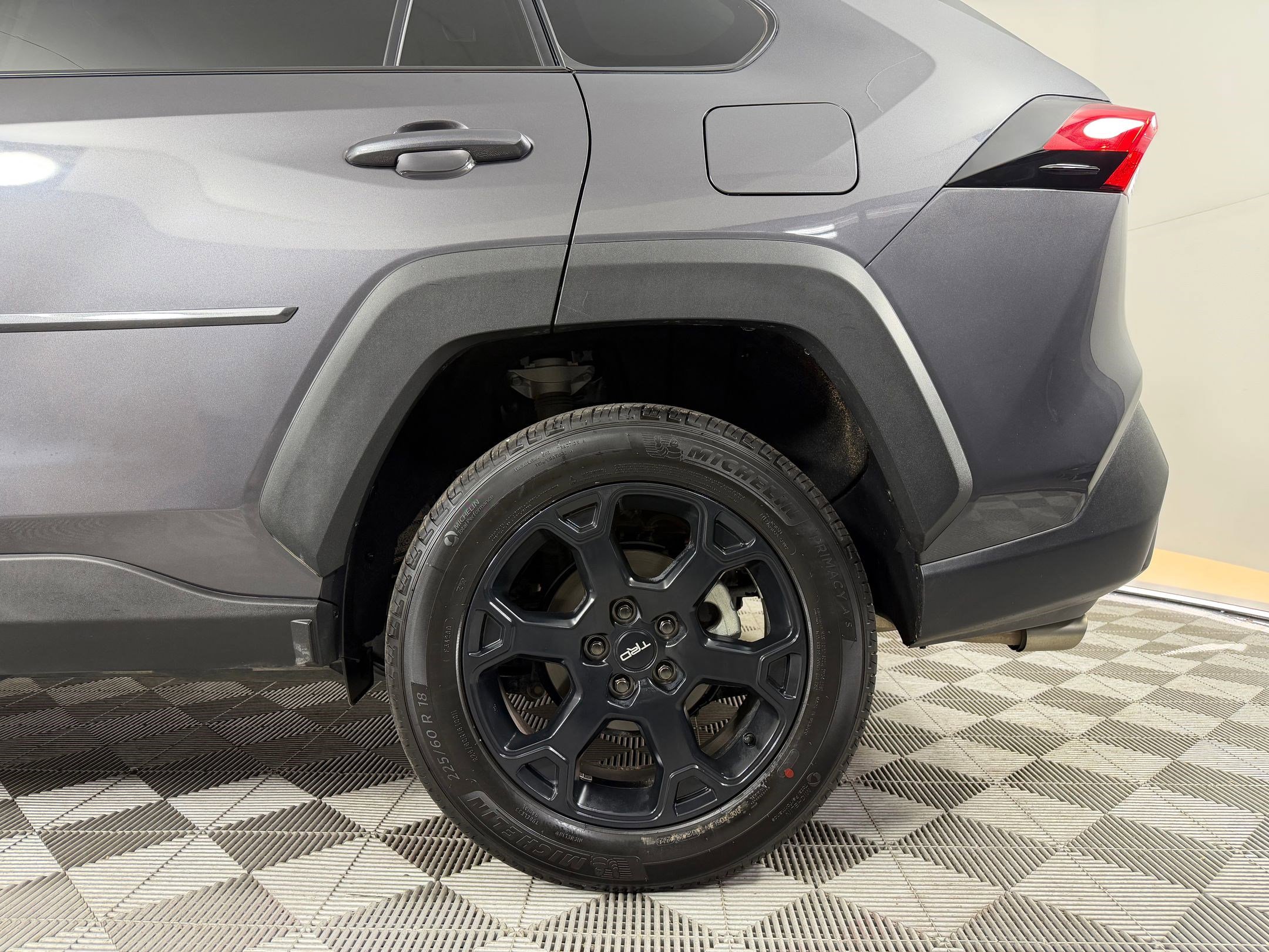 Used 2021 Toyota RAV4 TRD Off-Road w/ TRD Off-Road Weather Package image 27