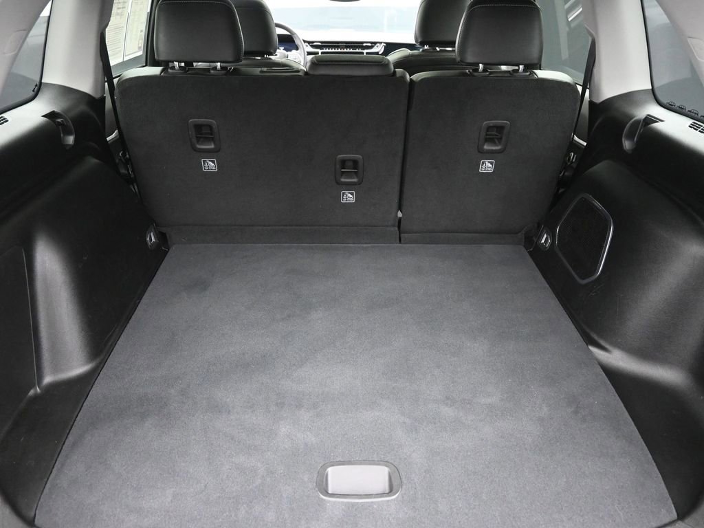 Used 2022 Jeep Grand Cherokee Limited 4xe image 9