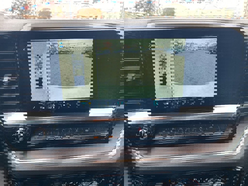 Used 2022 GMC Sierra 1500 SLT w/ SLT Premium Plus Package image 32