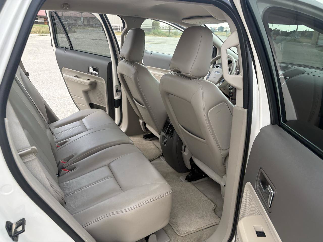 Used 2008 Ford Edge SEL FWD image 26