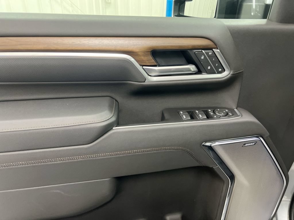New 2026 Chevrolet Silverado 3500 High Country w/ High Country Premium Package AWD/4WD image 17