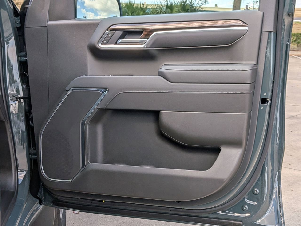 New 2026 Chevrolet Silverado 1500 LT w/ Leather Package RWD image 19