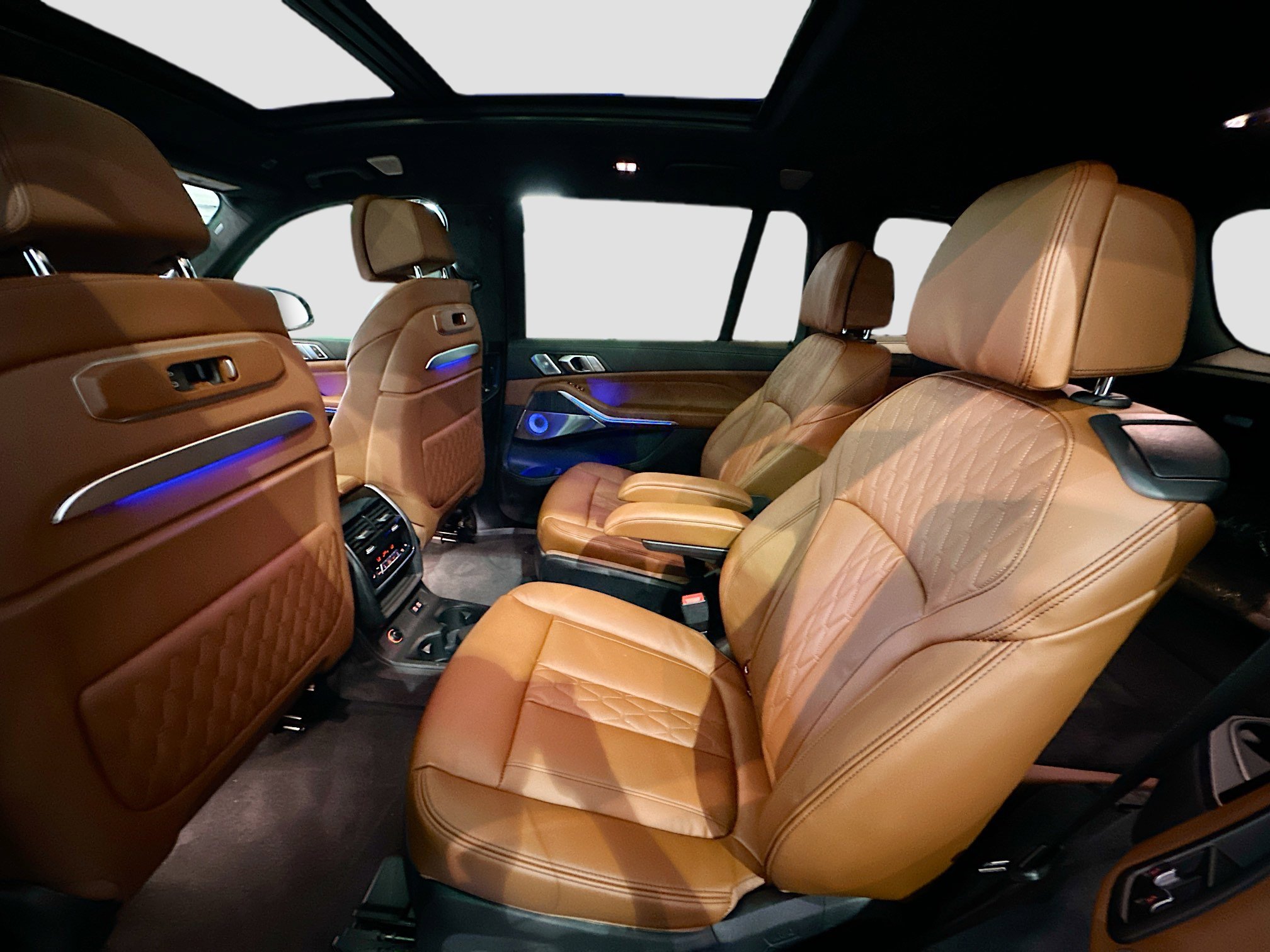 New 2026 BMW ALPINA XB7 image 18