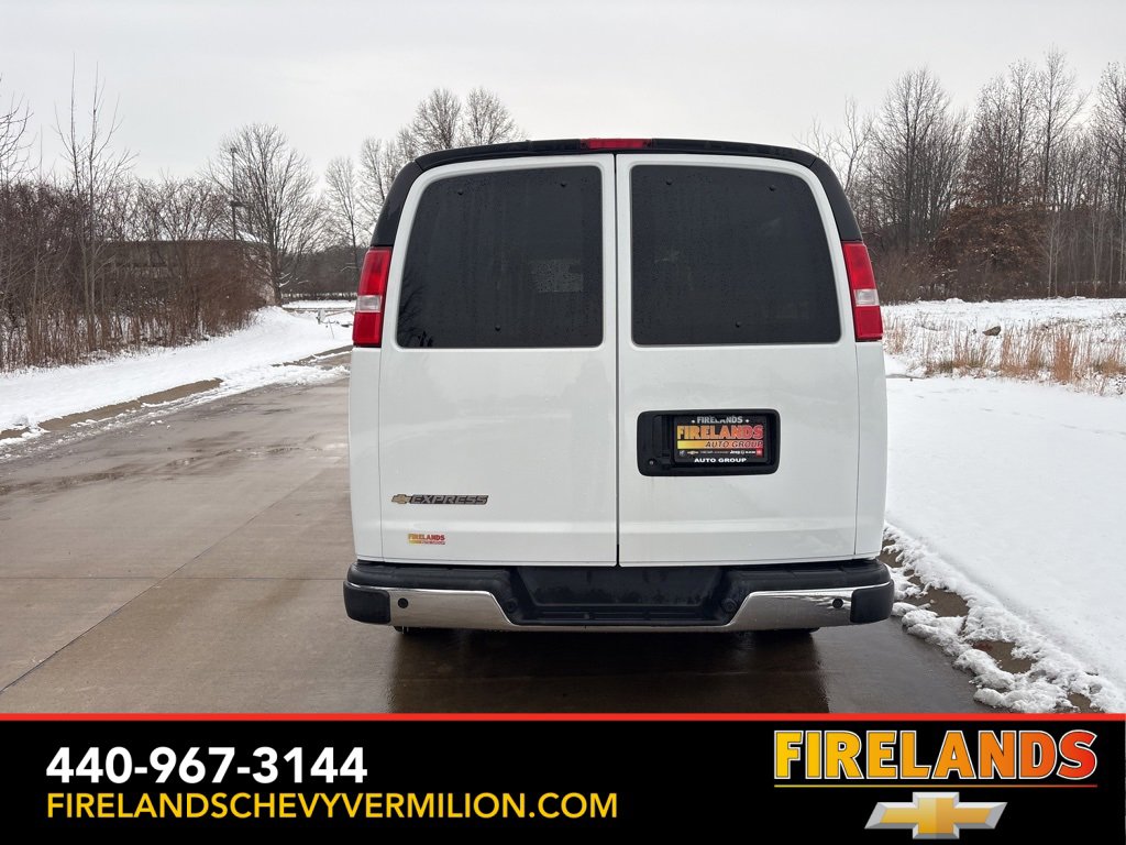 Used 2024 Chevrolet Express 3500 LT w/ LT Preferred Equipment Group image 8