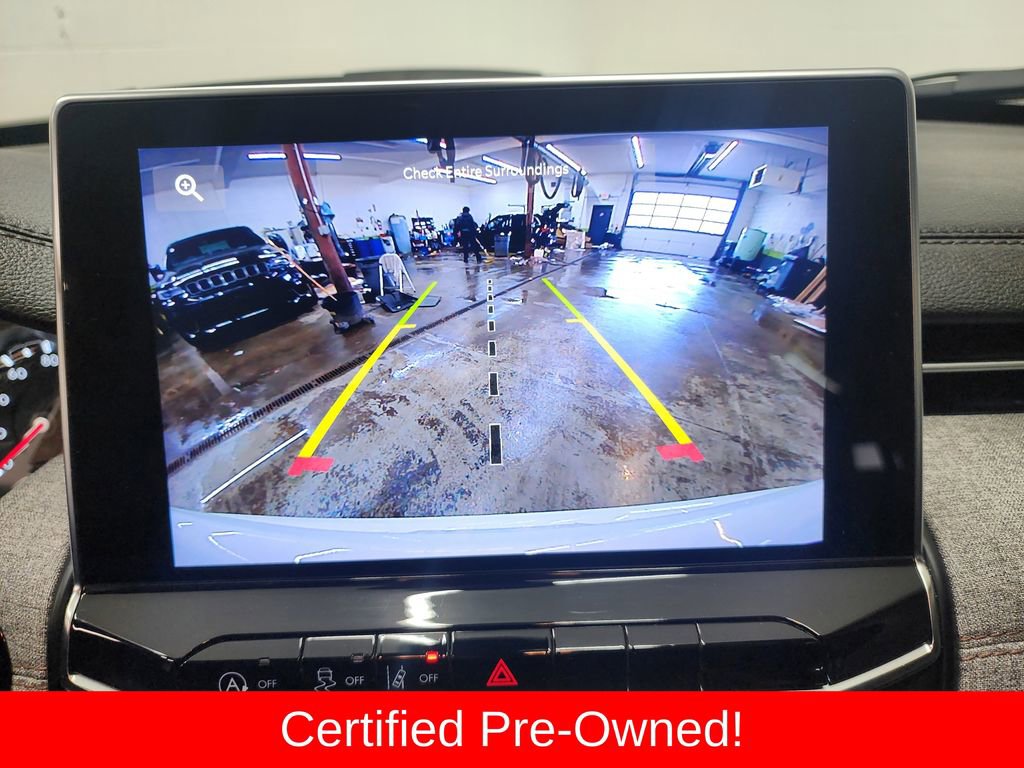 Used 2024 Jeep Compass Latitude image 18