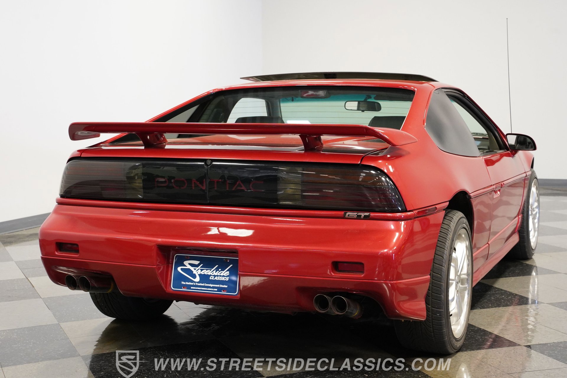 Used 1987 Pontiac Fiero GT RWD image 12