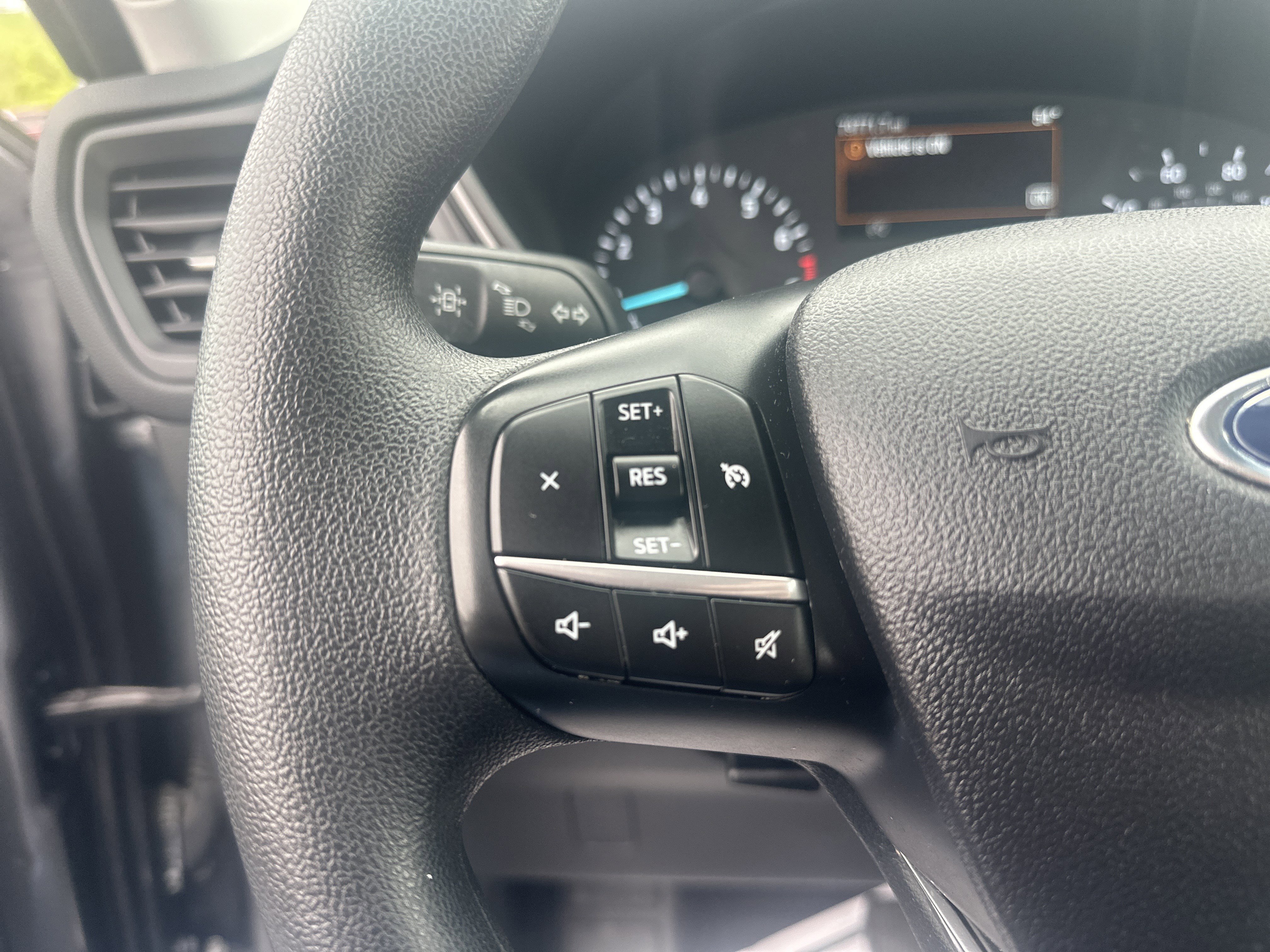 Used 2022 Ford Escape S AWD/4WD image 19