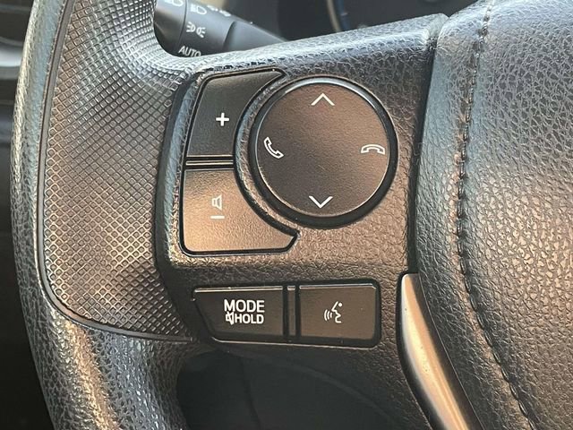 Used 2017 Toyota RAV4 LE image 20