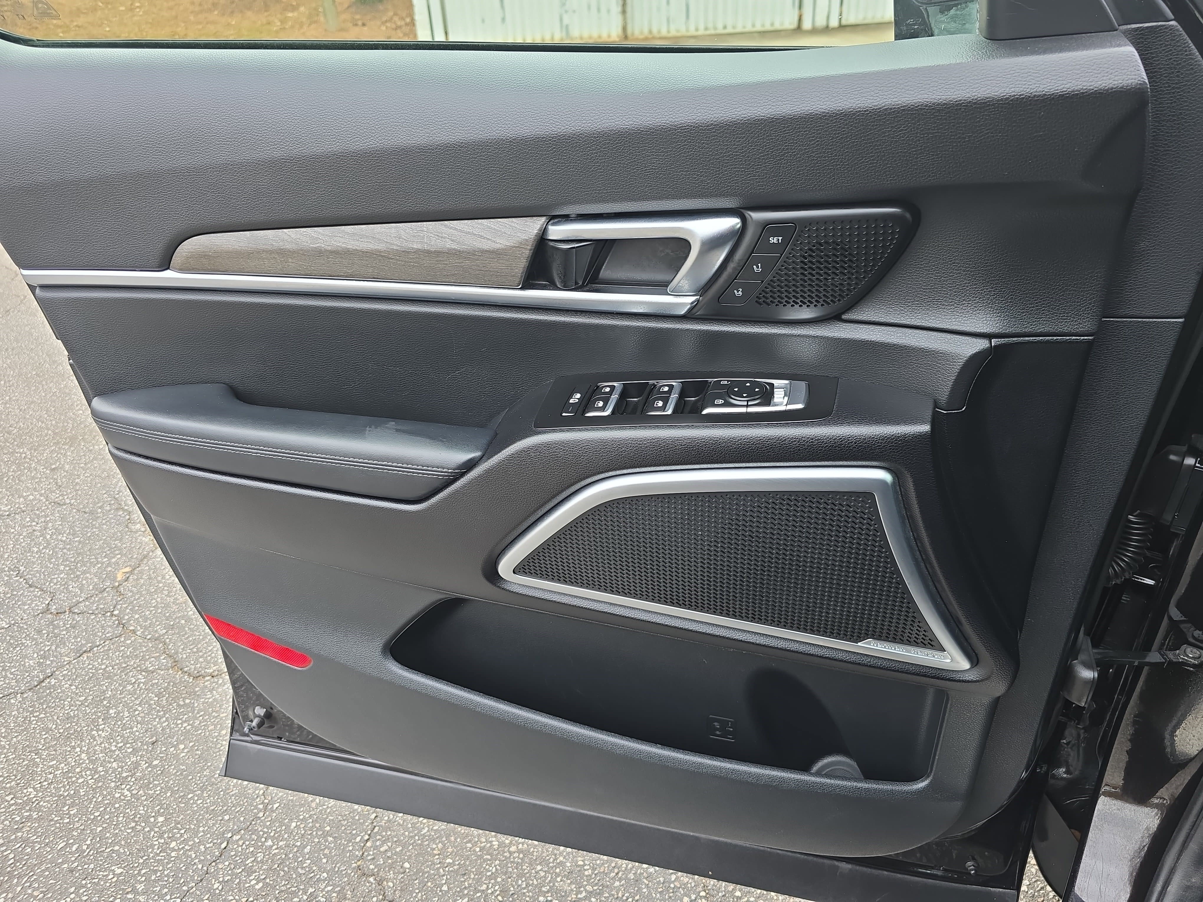 Used 2021 Kia Telluride SX w/ Nightfall Edition Package image 29