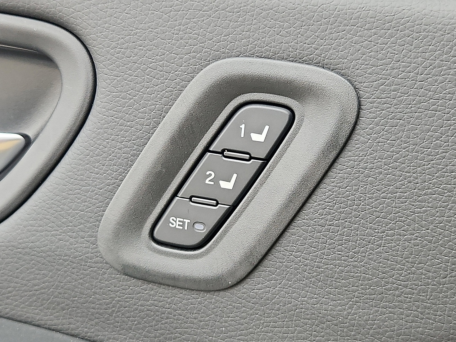 New 2025 Honda Pilot TrailSport image 16