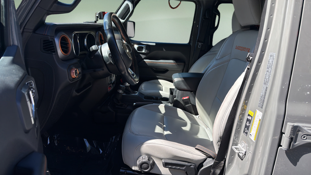 Used 2020 Jeep Gladiator Mojave AWD/4WD image 12