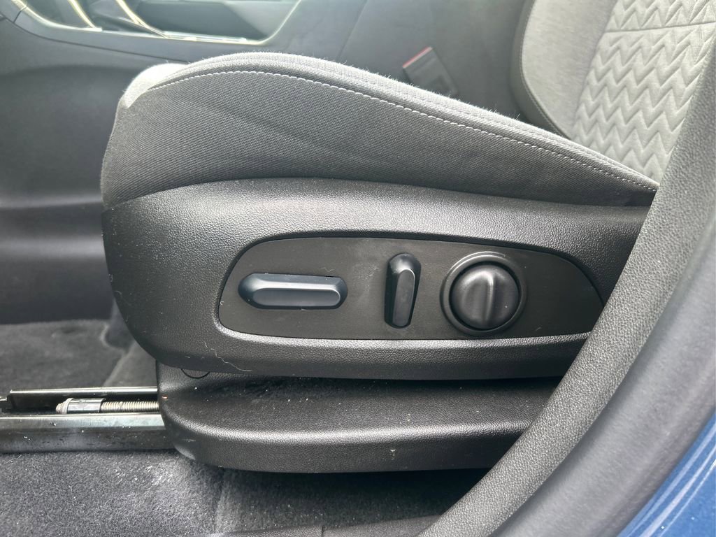 Used 2024 Chevrolet Equinox LS w/ LS Convenience Package AWD/4WD image 16