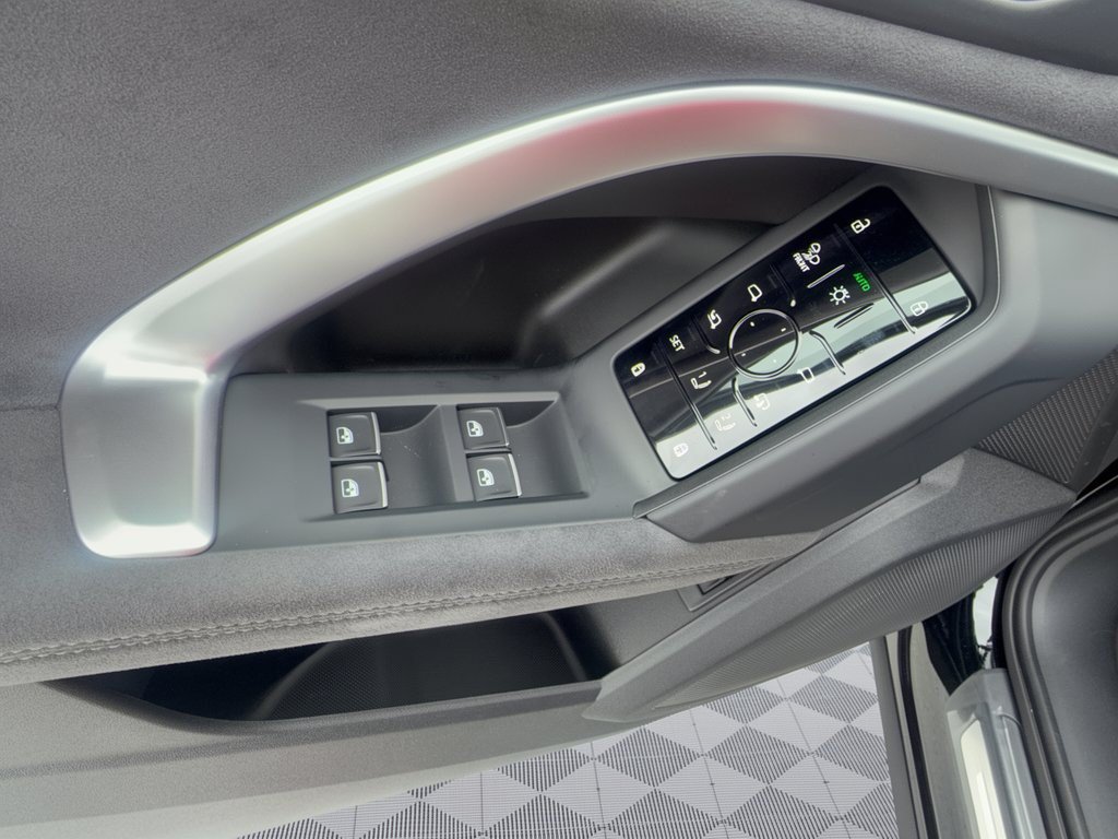 New 2026 Audi SQ5 Prestige AWD/4WD image 15